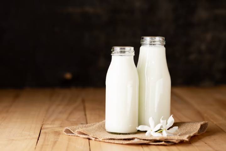 Mléko a ocet jako skvělá náhrada podmáslí